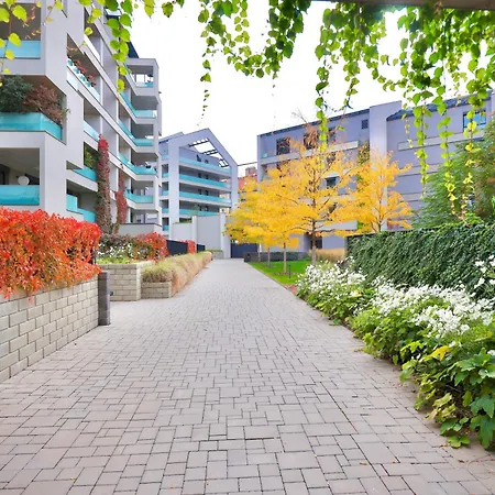 Modern Apartment • Garden • Near The City Center-2