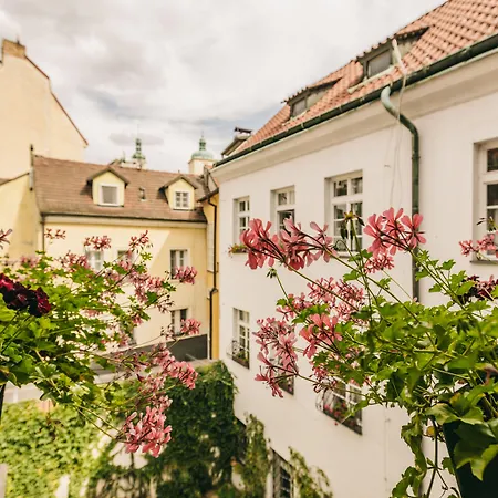 Prague Siesta Apartments-2