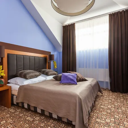 Emporio Prague Apartments-3