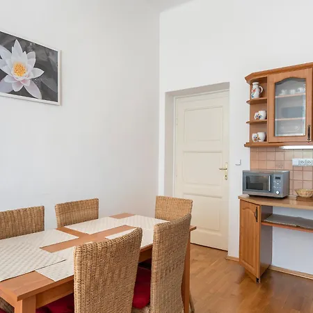 Old Town Home Prague Apartments - Just Steps From Old Town Square-2