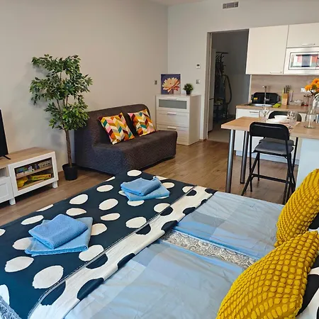 Comfort Flat With Great Location-2