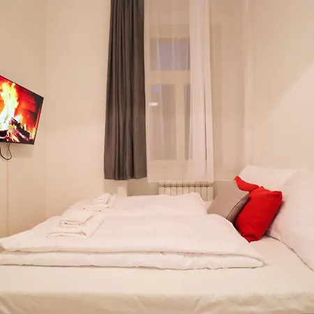 Stylish Apartment In The Center Of Prague-2