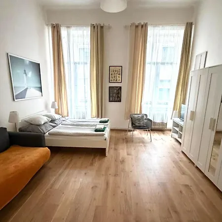 Aparthotel Wenceslas-3