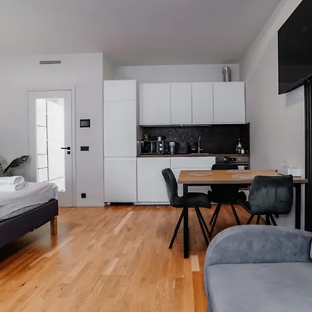 Jasminn Apartments-3