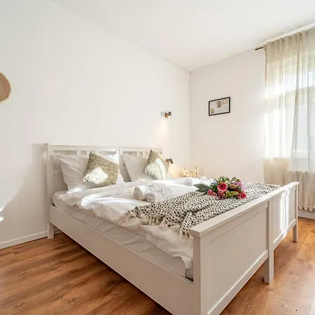 Celine Prague Luxury Hostel-2
