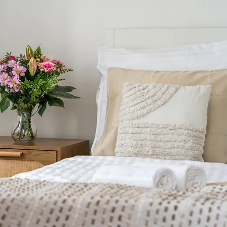 Celine Prague Luxury Hostel-2