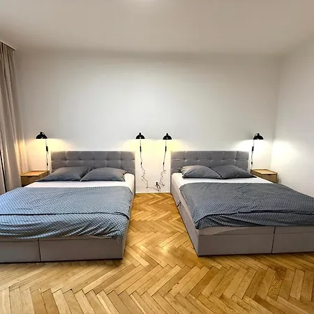 Spacious Apartment On Wenceslas Square-2