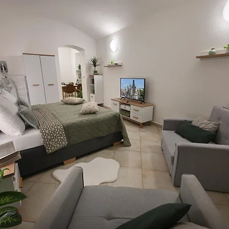 White Swan Boutique Apartments-2