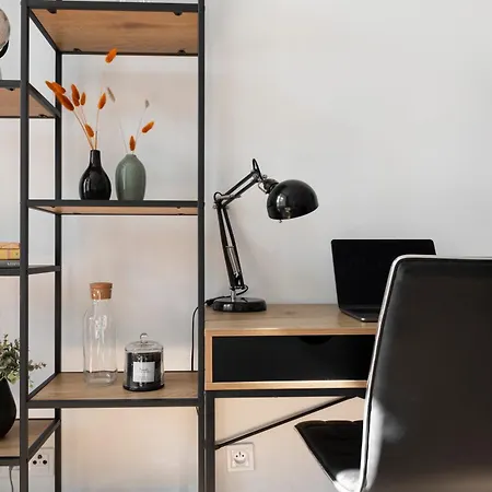 Oomph Apartments-2
