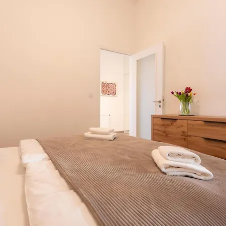 Oomph Apartments-3