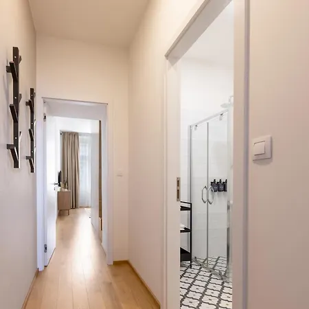 Turnkey I Main Bus Station Apartments-2