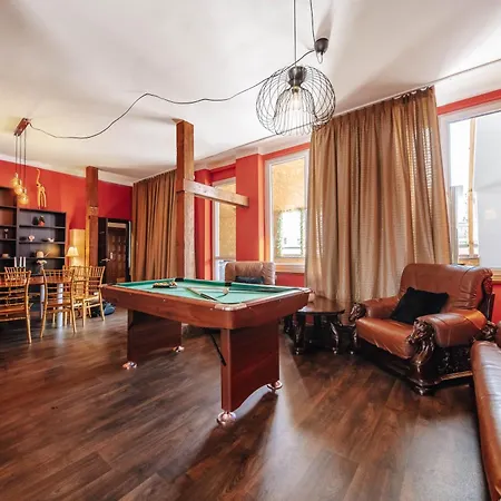 Golden Tree Loft In The Heart Of Prague-3