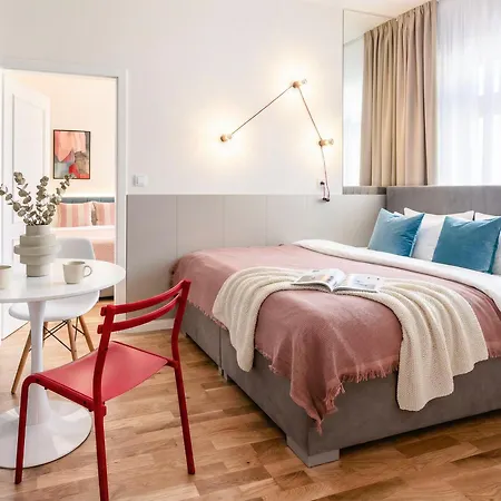 Turnkey I Wenceslas Square Premium Apartments-2
