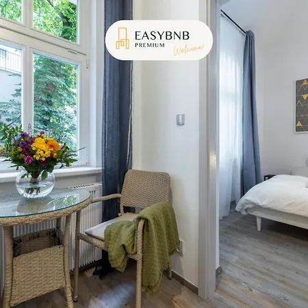 Cozy Apartment In New Town By Easybnb Premium-3