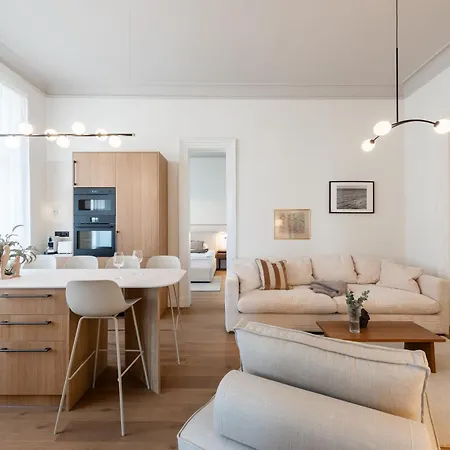 Luxury City View 3Br Apartment Near National Museum By Easybnb Premium-2