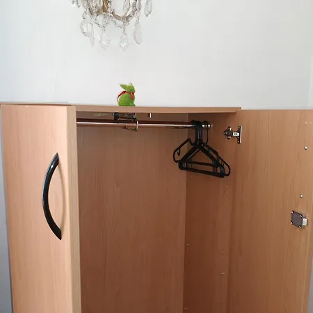 Rooms In Prague-Big+Comfy-3