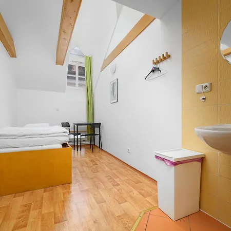 Wellness Hostel Central-2