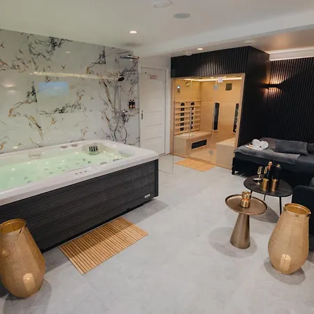Sauna Studio And Jacuzzi Rooms - Self Check-In 247-3