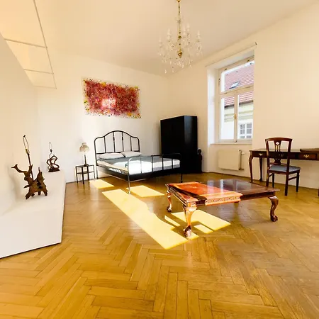 Center Of Prague Rooms 369-3