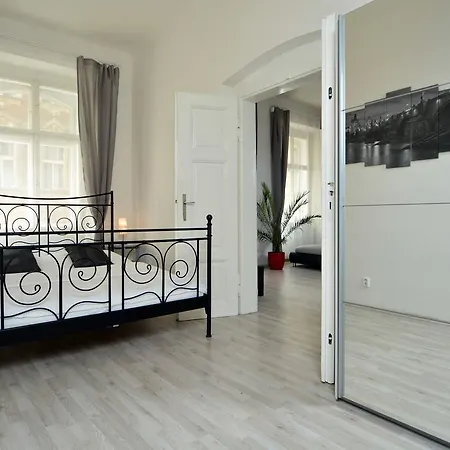 Navratilova Apartments-2