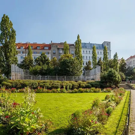 Residence Vinohrad-3