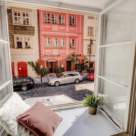 Studio Nicolas Prague-3
