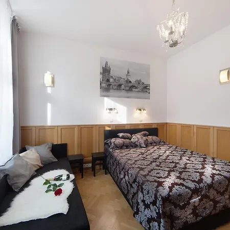 Old Town Melantrichova Apartment-3