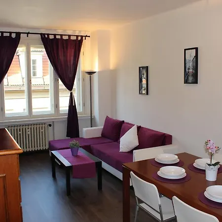 Go Native Prague Apartment-2