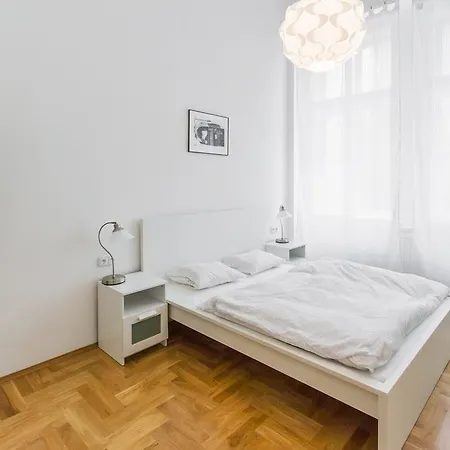 Apartment Jindrisska-3