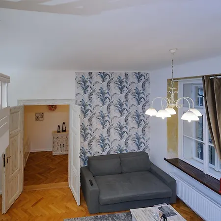 Pinkova Apartments-3