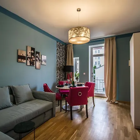 Stylish Apartments Close To Eden Garden-2
