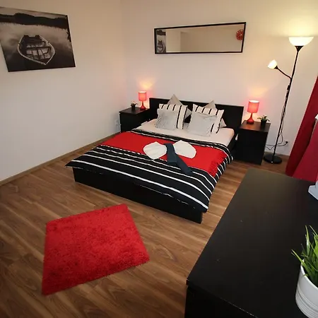 Smart City Prague Apartment-2