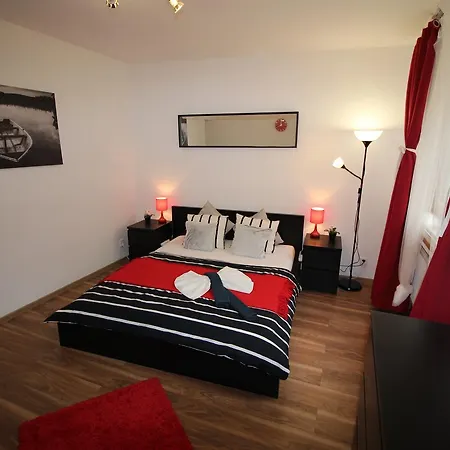 Smart City Prague Apartment-3
