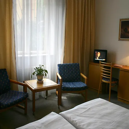 EA Hotel Jasmín-3