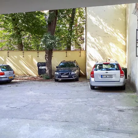 Duskova Apartments-3