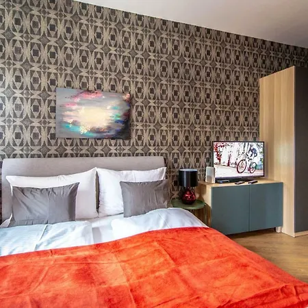 Ruterra Apartments By Cathedral-2