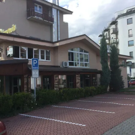 Sunny Two-Story Apartment Kyje-2