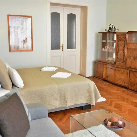 Apartment In The Heart Of Prague-3