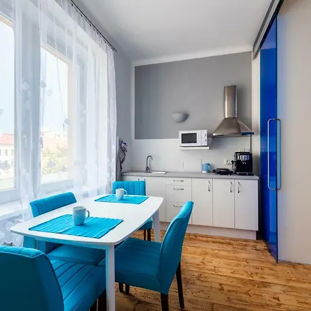 Bright Apartment Few Steps From Centre-2