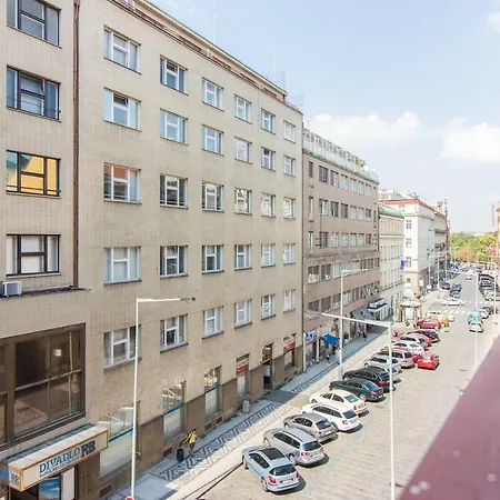 Sunny 2Br Apt. On Wenceslas Square With Paid Parking By Easybnb Premium-3