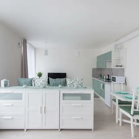 Free Parking In Garage Karolina Plazza, New Cosy Studio With All You Need-3