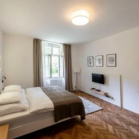 Apartment Slavikova 11-3