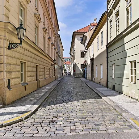 Apartment Nebovidy II - Air Conditioning - Historic City Center-2