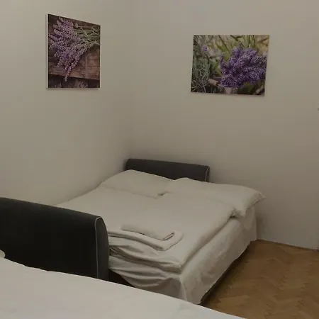 Modern Apartment Perlova-2