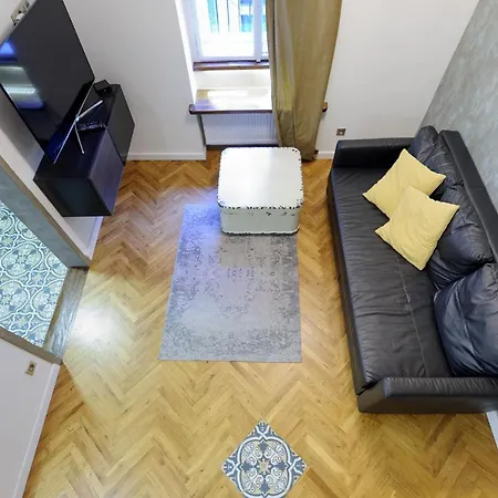 Pinkova Apartments-3