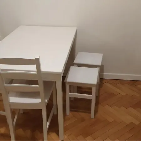Pinkova Apartments-2