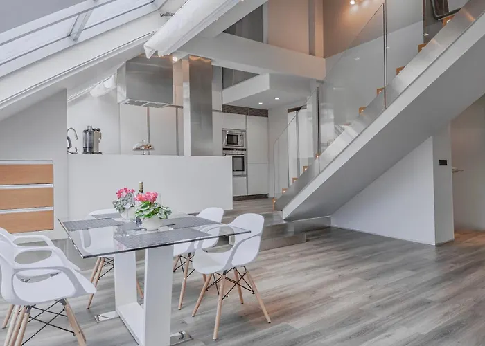 Luxury Apartment In Centre