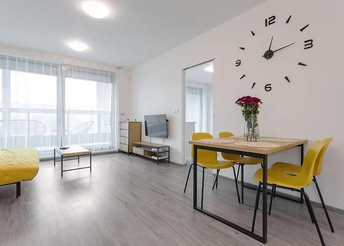 Yellow Apartment With Parking Praha, Česká republika