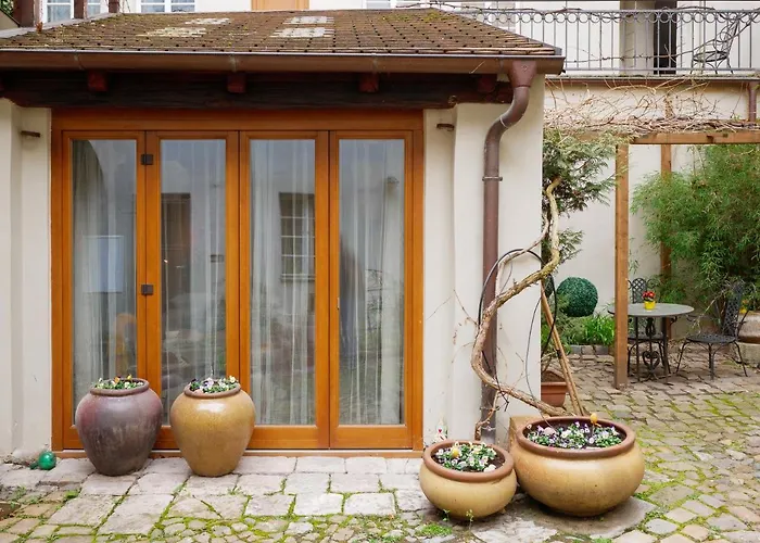 Romantic Nest Under Prague Castle