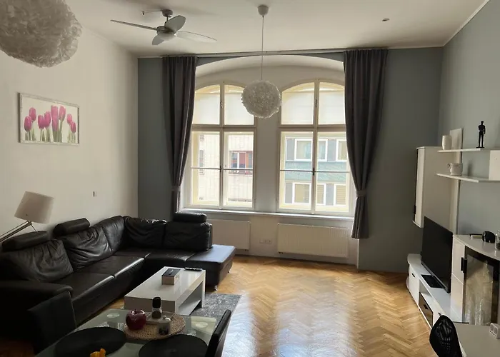 The Old Town'S Apartment